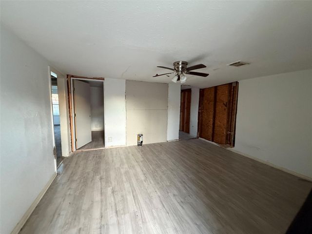 9117 Brandon Street, Houston, TX 77051