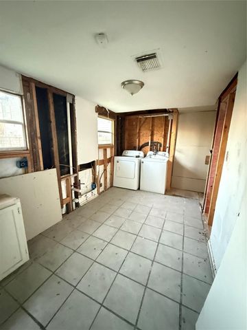 9117 Brandon Street, Houston, TX 77051