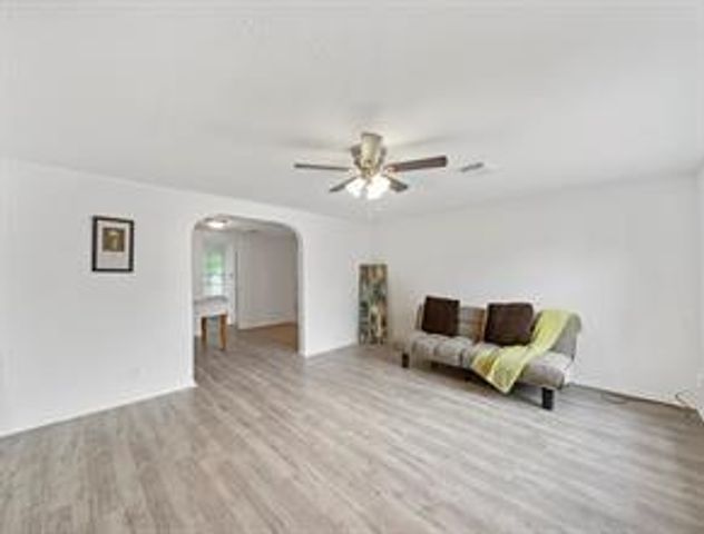 9117 Brandon Street, Houston, TX 77051