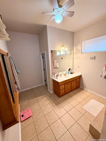 3248 Barton Hill, Bulverde, TX 78163