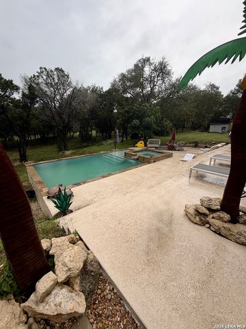 3248 Barton Hill, Bulverde, TX 78163