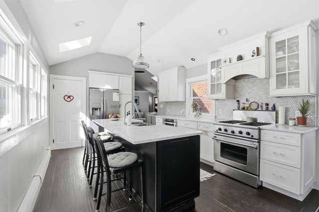 327 Country Way, Scituate, MA 02066