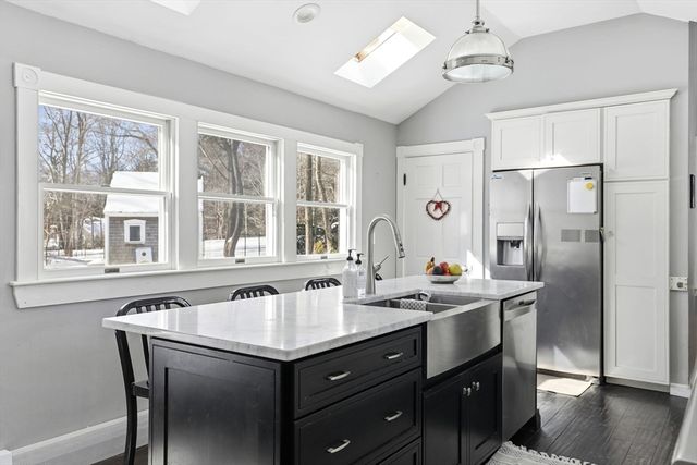 327 Country Way, Scituate, MA 02066