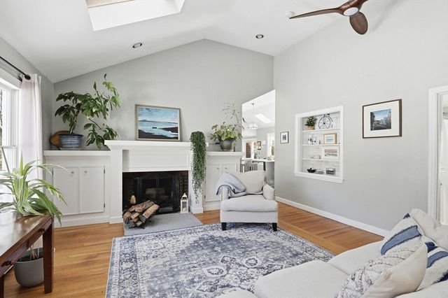 327 Country Way, Scituate, MA 02066