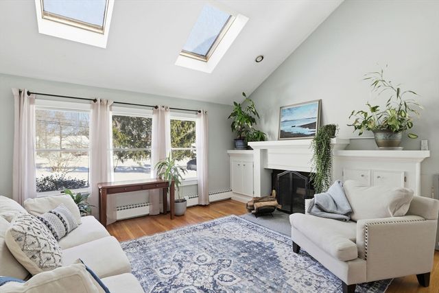 327 Country Way, Scituate, MA 02066