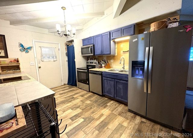 366 Main 23, Eufaula, OK 74432