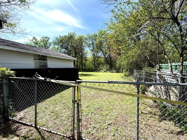 366 Main 23, Eufaula, OK 74432