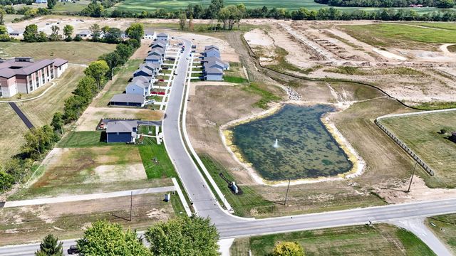 1129 Sherwood Loop, Bellefontaine, OH 43311