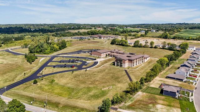 1129 Sherwood Loop, Bellefontaine, OH 43311