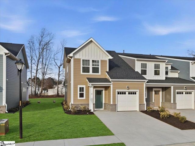 11 Thurlow Court, Greenville, SC 29615