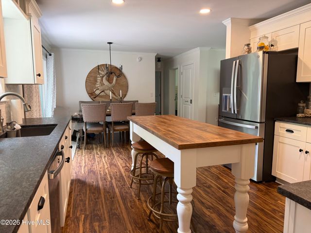 1642 Gause Landing Road SW, Ocean Isle Beach, NC 28469