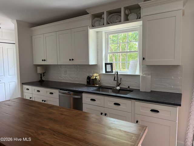 1642 Gause Landing Road SW, Ocean Isle Beach, NC 28469