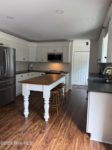 1642 Gause Landing Road SW, Ocean Isle Beach, NC 28469