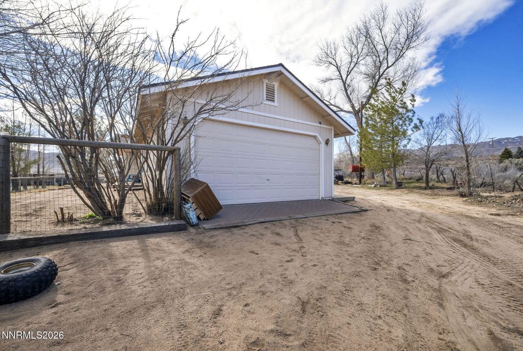 Image 21 of property listing at 55 Buckboard Circle, Reno, NV 89508