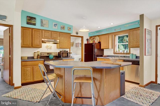 659 CURTIS DR, Gettysburg, PA 17325
