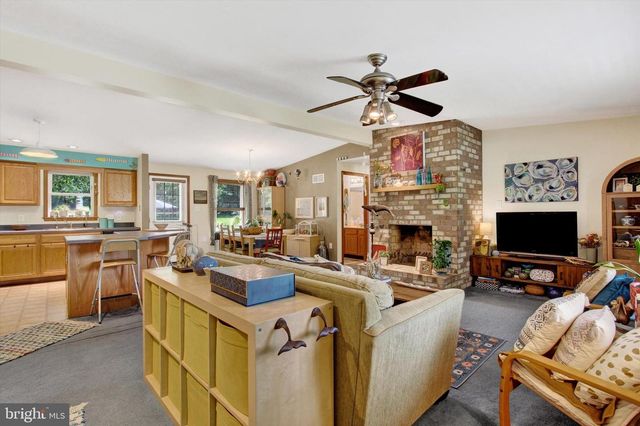 659 CURTIS DR, Gettysburg, PA 17325
