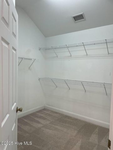 607 Castle Bay Drive, Hampstead, NC 28443