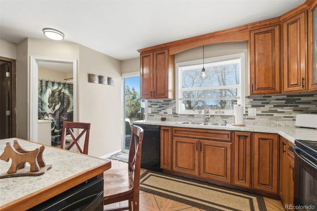 1112 S Bahama Street, Aurora, CO 80017