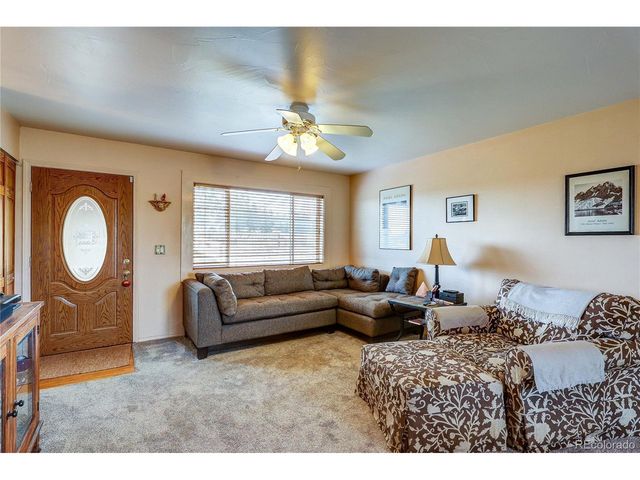 2385 Arabian Trl, Elizabeth, CO 80107