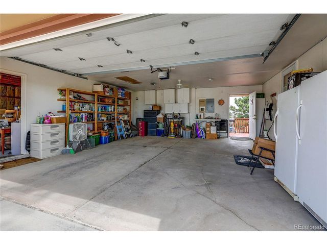 2385 Arabian Trl, Elizabeth, CO 80107