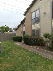 330 W Harwood Road C, Hurst, TX 76054