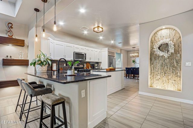 440 BURKETT Drive, Clint, TX 79836