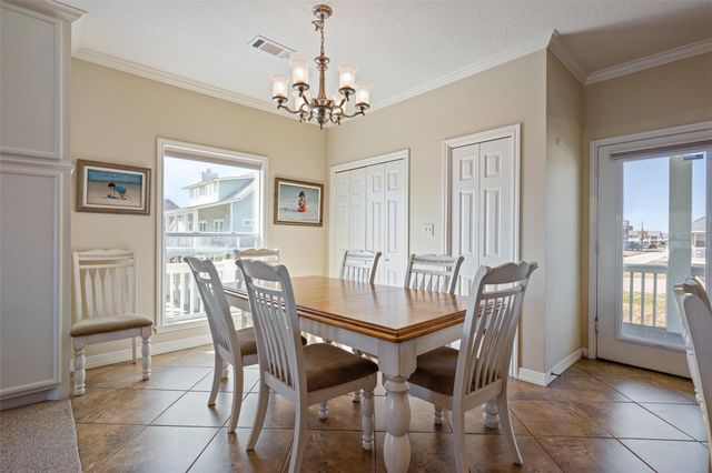 3125 James, Crystal Beach, TX 77650