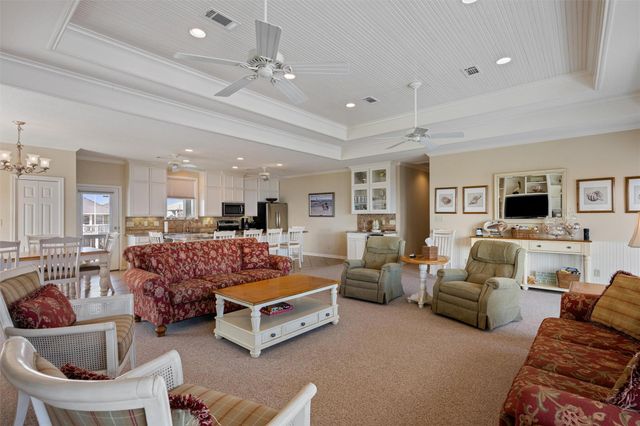 3125 James, Crystal Beach, TX 77650