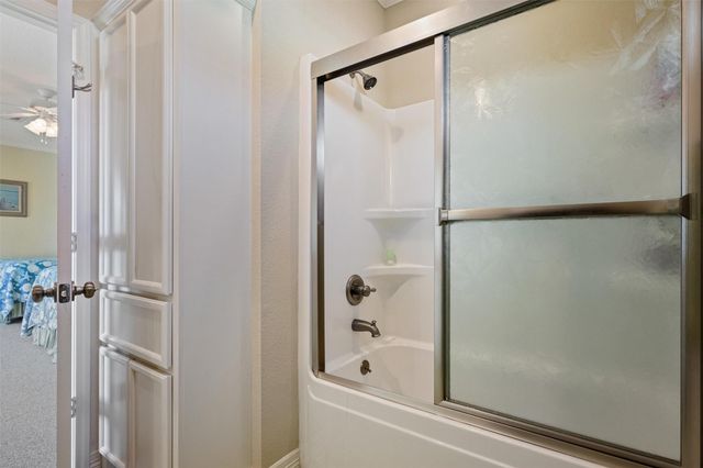 3125 James, Crystal Beach, TX 77650