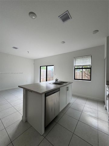 11920 SW 244th Ln 11920, Homestead, FL 33032