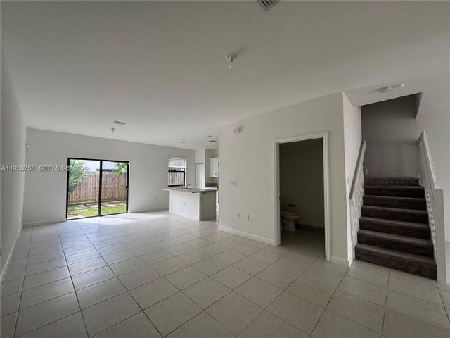 11920 SW 244th Ln 11920, Homestead, FL 33032