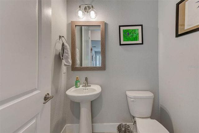 4710 W EL PRADO BOULEVARD, Tampa, FL 33629