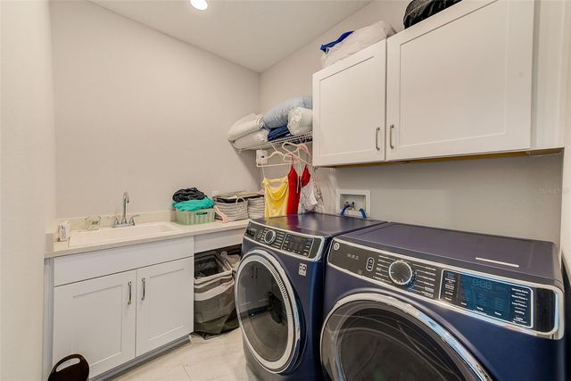 4710 W EL PRADO BOULEVARD, Tampa, FL 33629