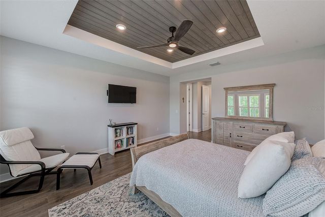 4710 W EL PRADO BOULEVARD, Tampa, FL 33629