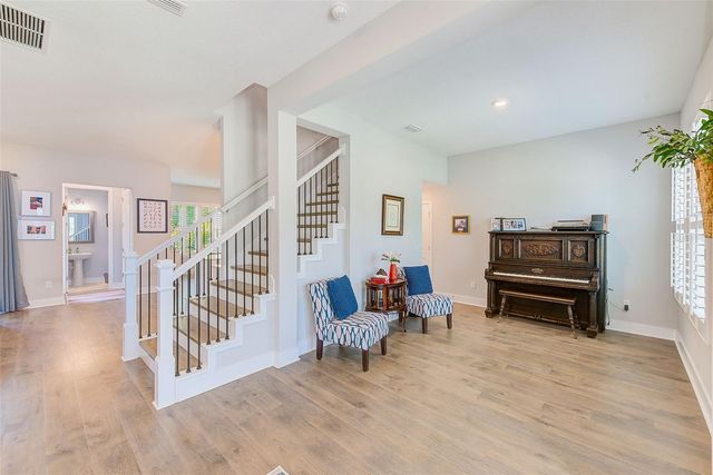 4710 W EL PRADO BOULEVARD, Tampa, FL 33629