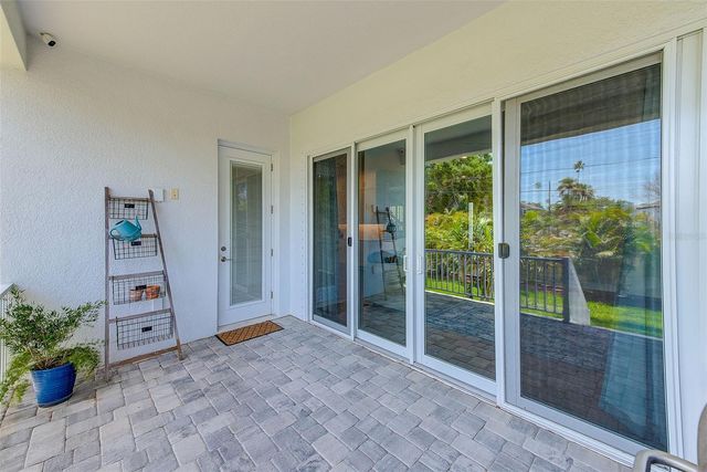 4710 W EL PRADO BOULEVARD, Tampa, FL 33629