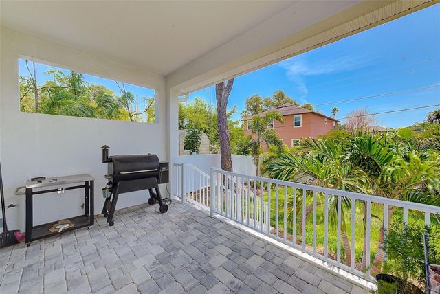 4710 W EL PRADO BOULEVARD, Tampa, FL 33629