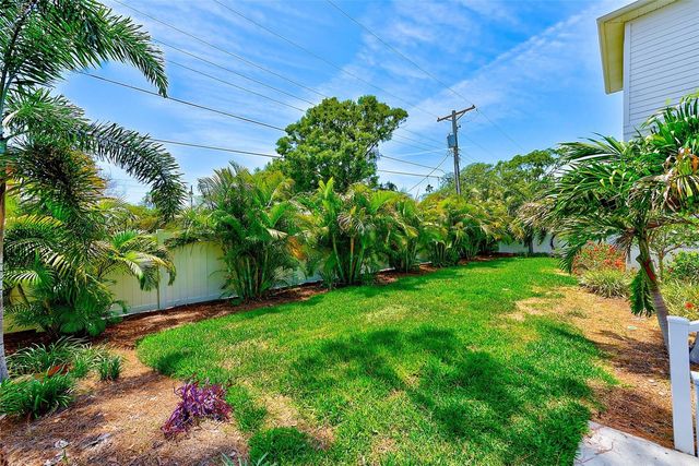 4710 W EL PRADO BOULEVARD, Tampa, FL 33629