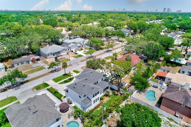 4710 W EL PRADO BOULEVARD, Tampa, FL 33629