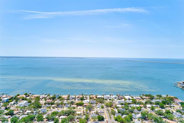 4710 W EL PRADO BOULEVARD, Tampa, FL 33629