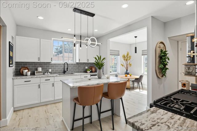 17204 Wildemere Street, Detroit, MI 48221