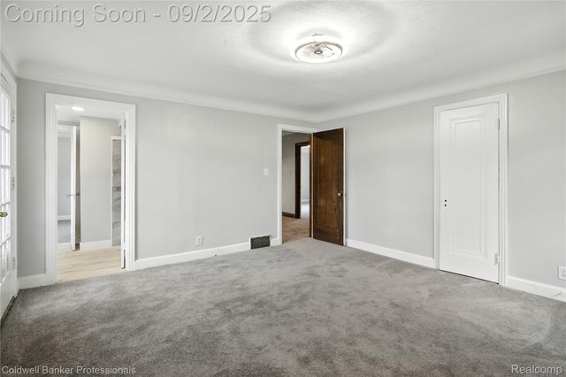 17204 Wildemere Street, Detroit, MI 48221