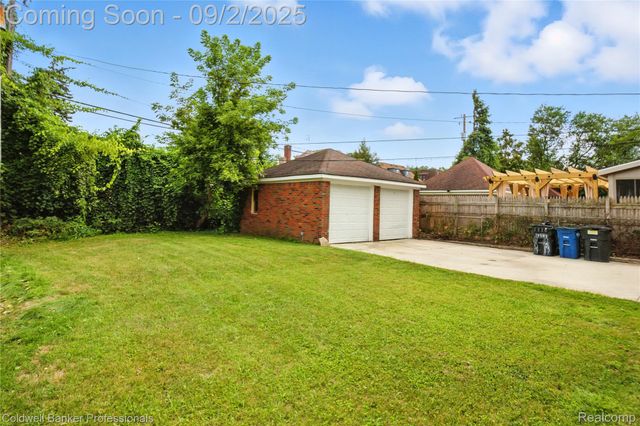 17204 Wildemere Street, Detroit, MI 48221