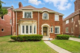 17204 Wildemere Street, Detroit, MI 48221