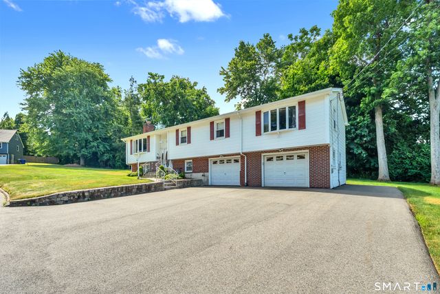 95 Cass Avenue, Wallingford, CT 06492