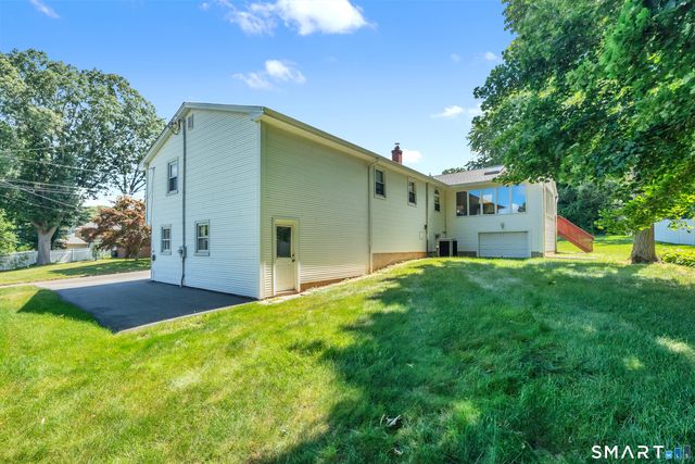 95 Cass Avenue, Wallingford, CT 06492