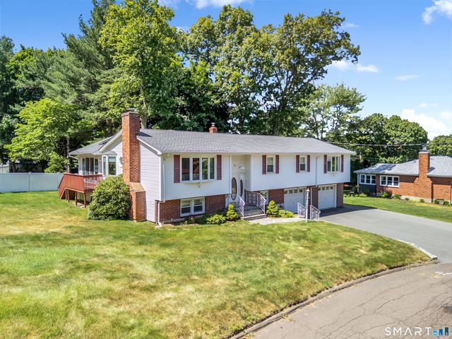 95 Cass Avenue, Wallingford, CT 06492