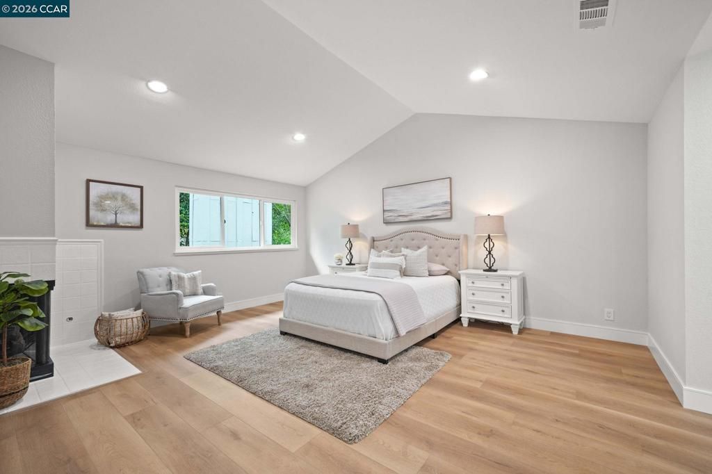 Image 26 of property listing at 2130 Shoshone Cir, Danville, CA 94526
