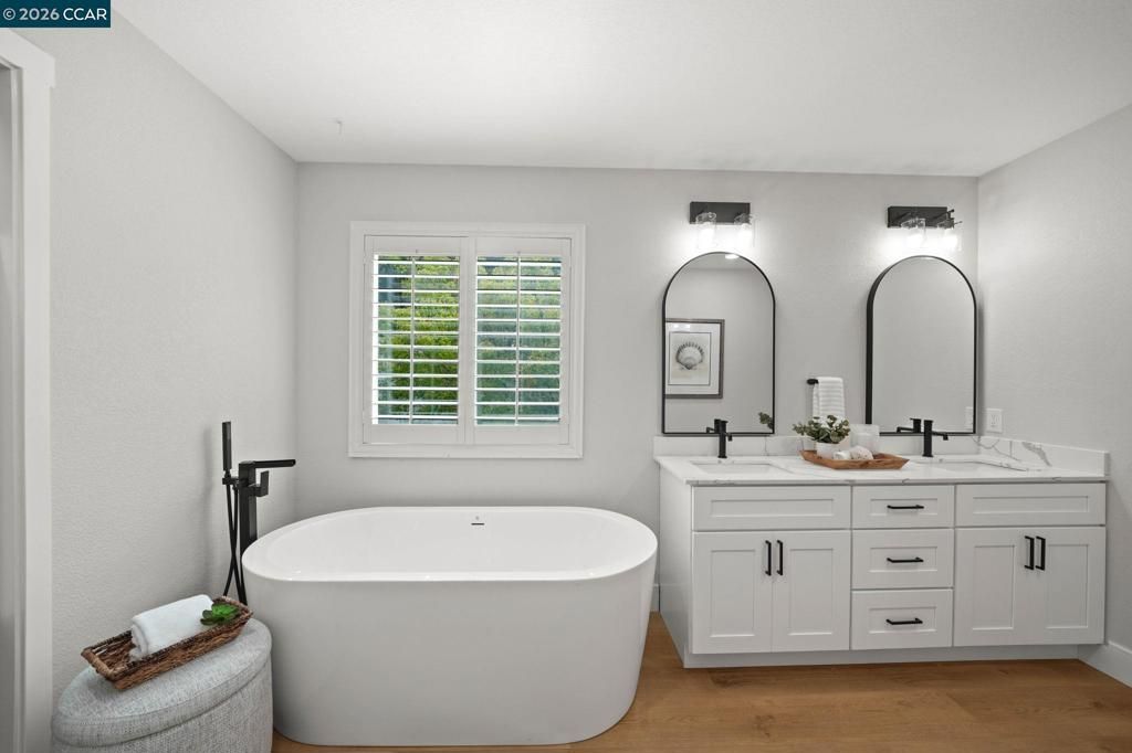 Image 30 of property listing at 2130 Shoshone Cir, Danville, CA 94526