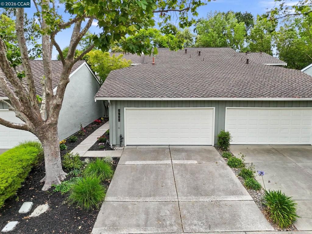 Image 54 of property listing at 2130 Shoshone Cir, Danville, CA 94526